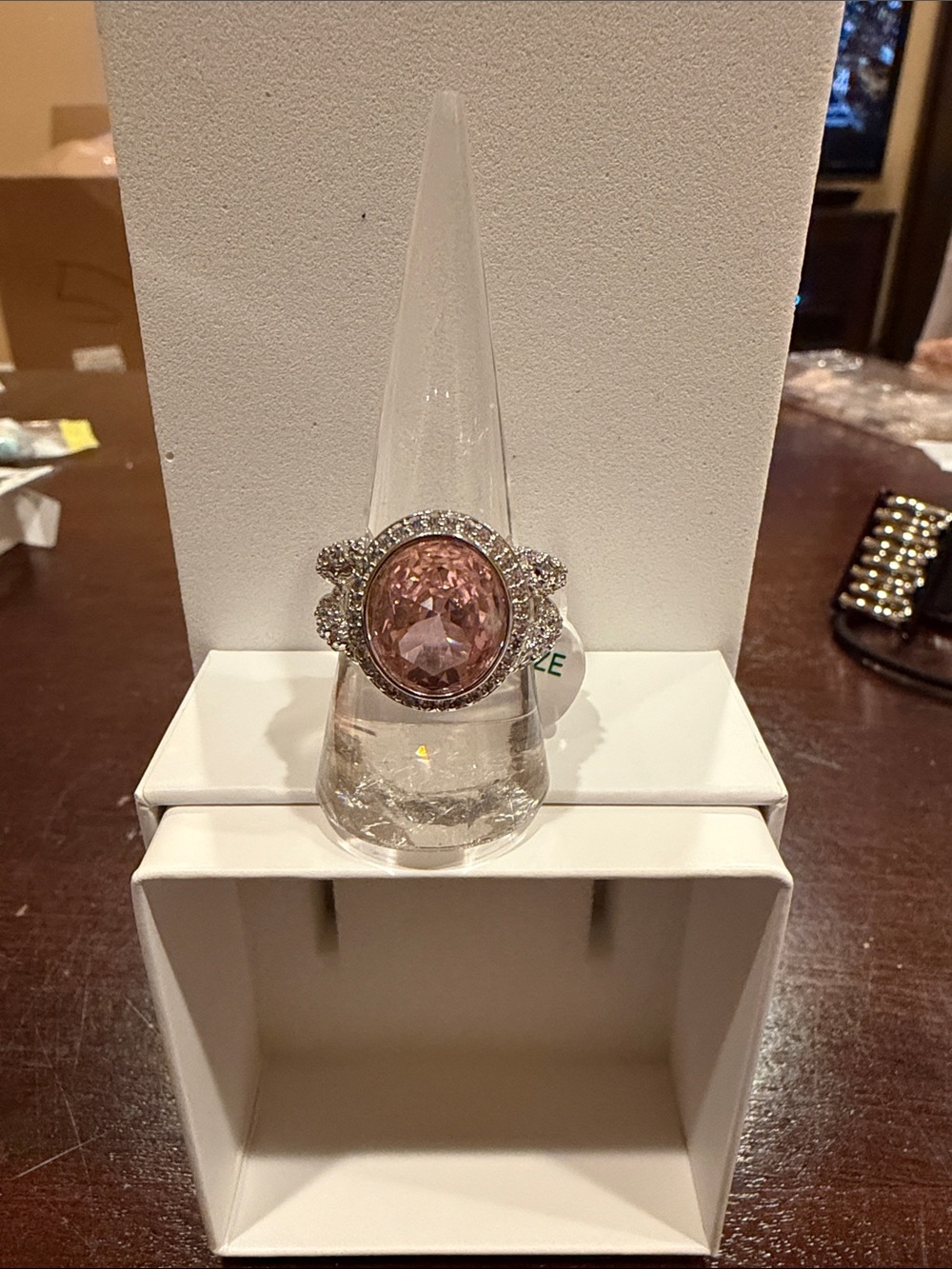 Rose Quartz on Rhodium